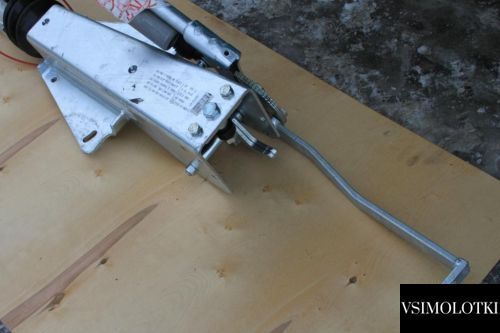 Гальмо накату AL-KO 2,8 VB-1-C 2500-3500 кг AK350/351 інерційне монтаж зверху - знизу (1251555) 1251555 фото