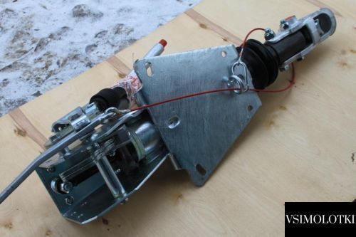 Гальмо накату AL-KO 2,8 VB-1-C 2500-3500 кг AK350/351 інерційне монтаж зверху - знизу (1251555) 1251555 фото